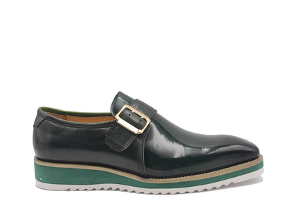 Preciosos zapatos de charol con correa ajustable - Verde